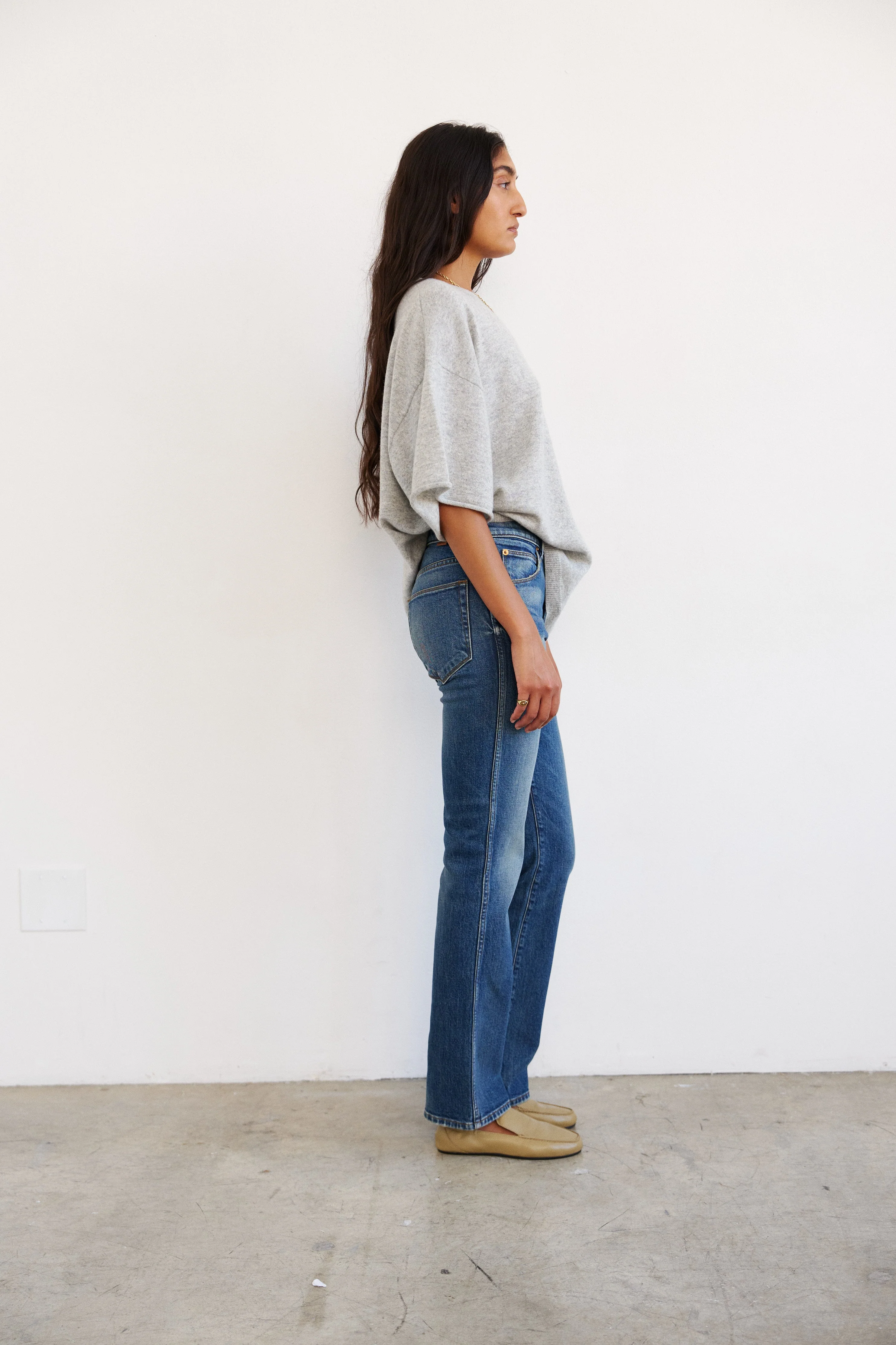 Jamie Haller - The Cashmere Tee in Oxford - Image 8