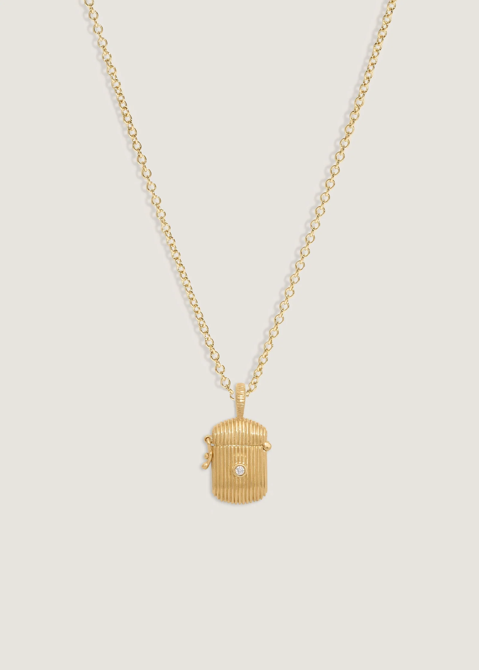 Kinn - Relic Ribbed Locket Necklace Diamond