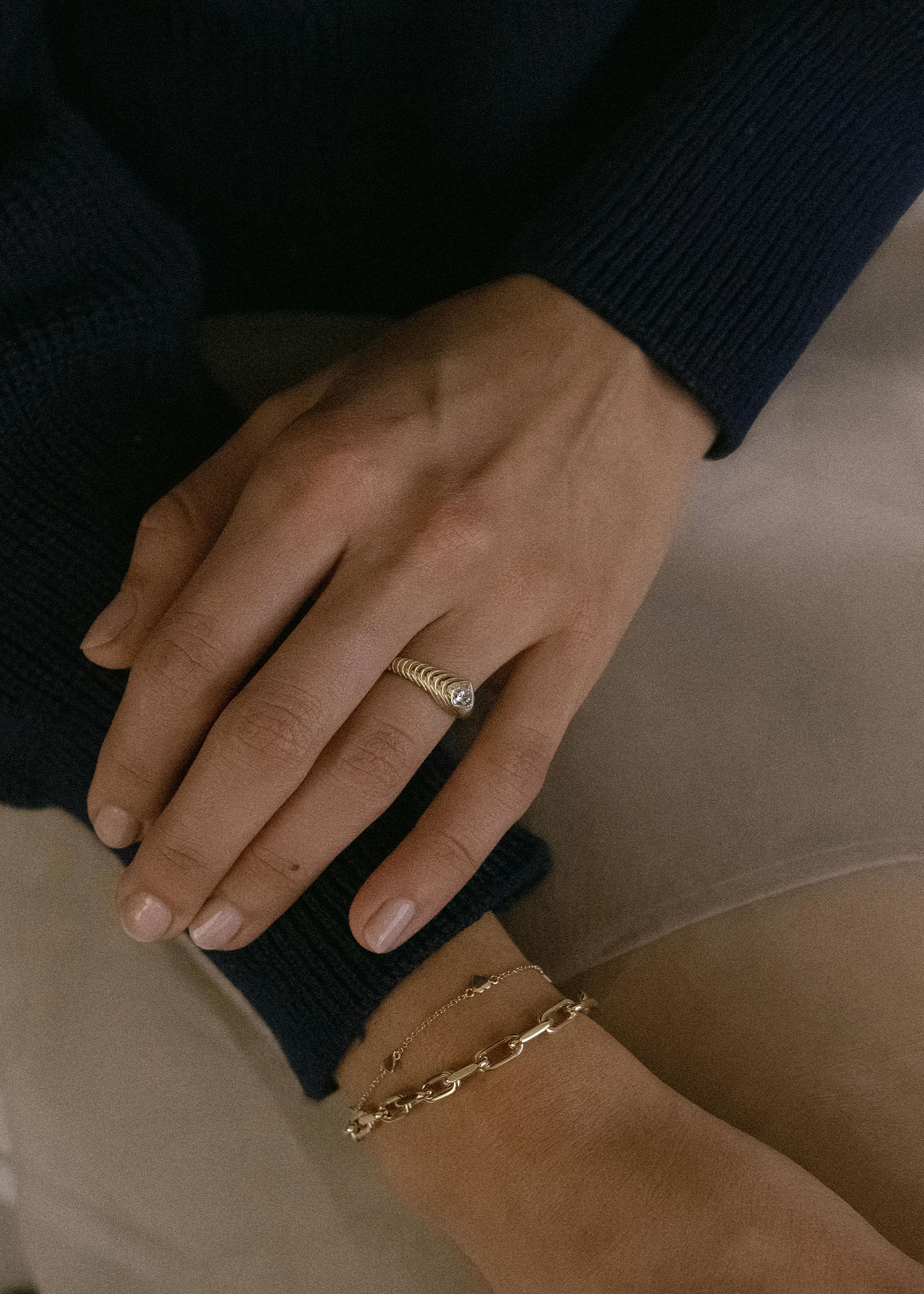 Kinn - Sweetheart Chain Bracelet - Image 4
