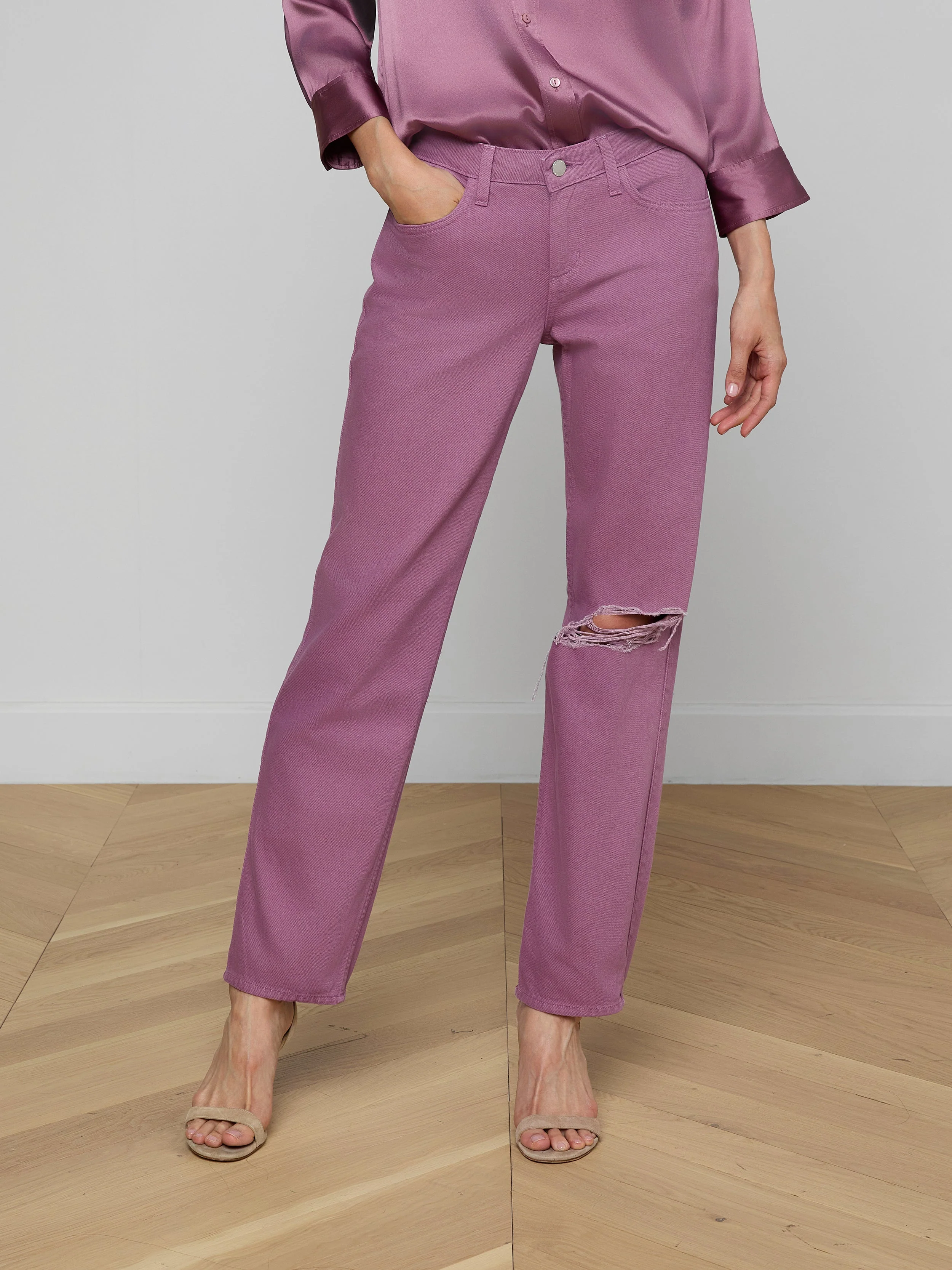 L'AGENCE - Nevia Slouchy Straight - Leg Jean - Image 2