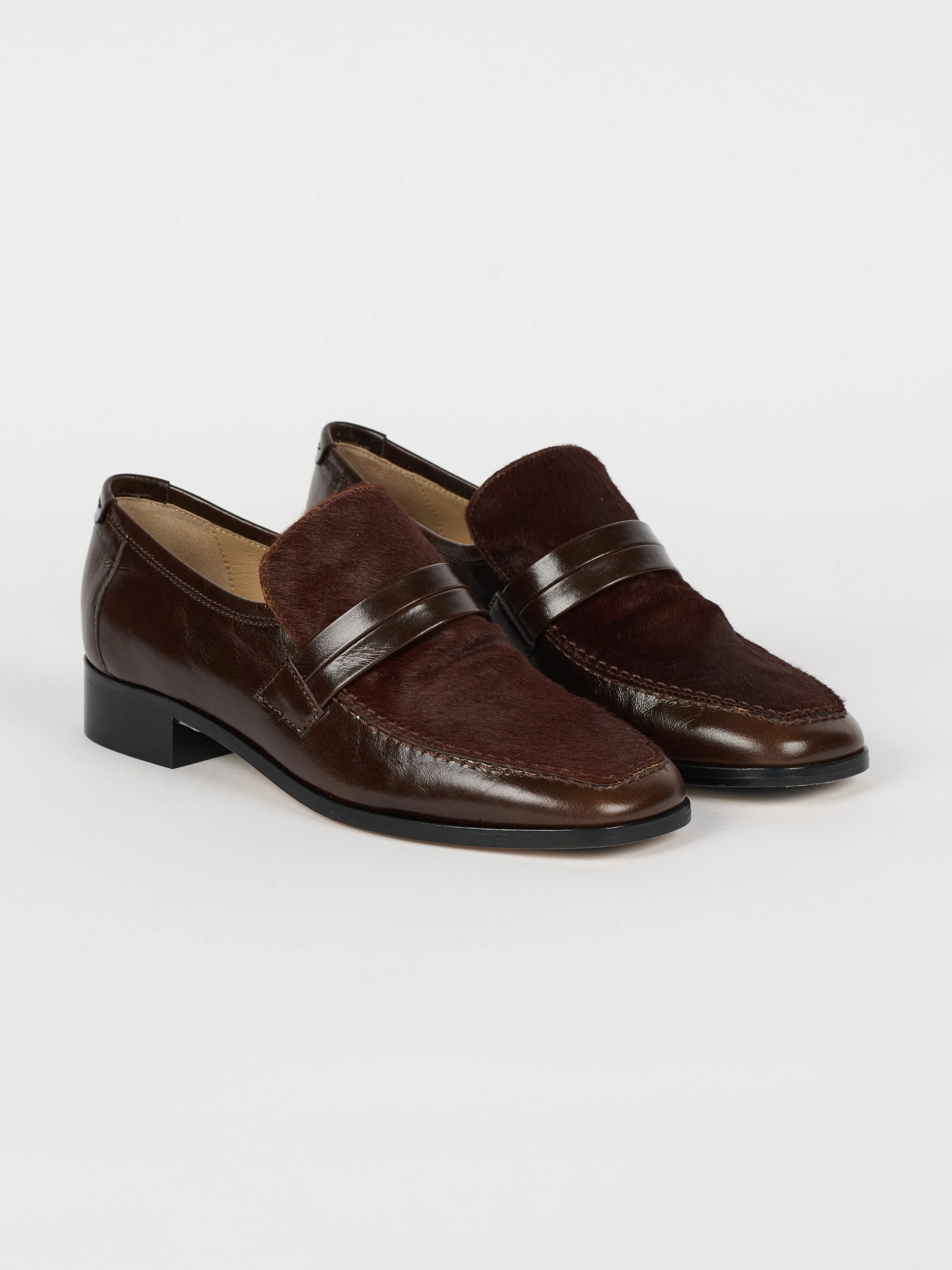 Jamie Haller - The Mod Loafer in Ponyhair Burgundy - Image 2